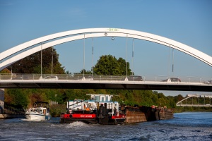 Verkehr auf dem Mittellandkanal