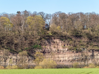 Steilwand und Ohrberghaus