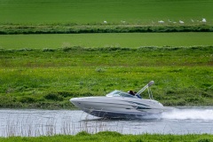 Sportboot auf der Oberweser
